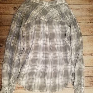 cloth & stone Tops - Anthropologie frayed hem button down size XS cloth & stone Tops - Anthropologie frayed hem button down size XS